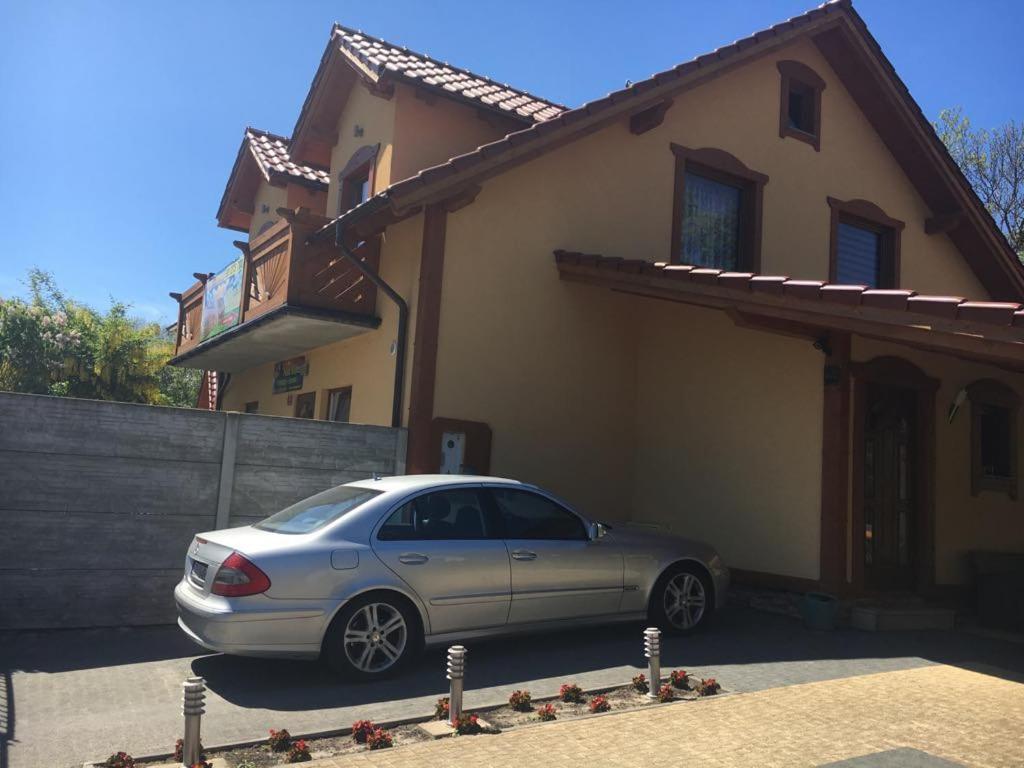 טרצ'סאץ' Pokoje Vip מראה חיצוני תמונה